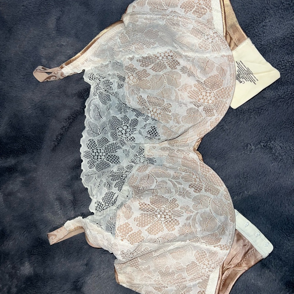 Elegant Lace Women's Bra Scarlett’s by modern, in Cream and Tan